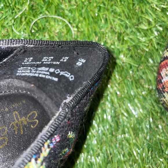 Vintage 90s Brocade Loafer Flats with Tassel Size 5.5 - Picture 8 of 8